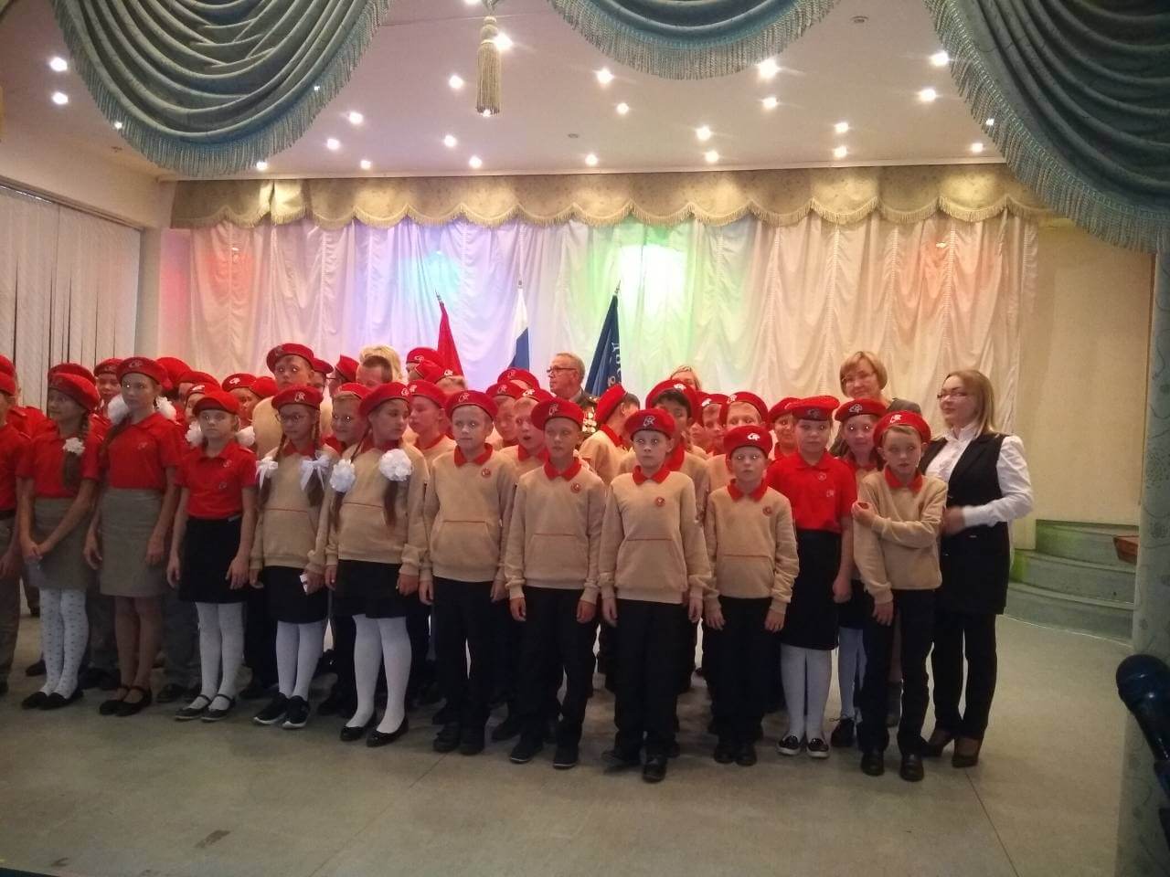 Ряды огромного Всероссийского движения «Юнармия» пополнили 32 ученика нашей школы